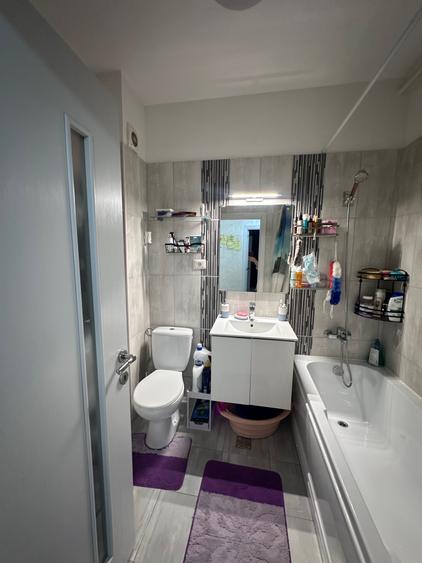 DE VANZARE 3 CAMERE DECOMANDAT MOBILAT - DRUMUL TABEREI - BRANCUSI - VALEA LARGA