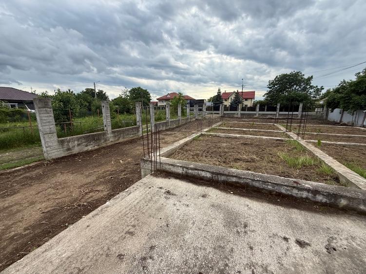 VÂND Teren Intravilan + extravilan Bacău