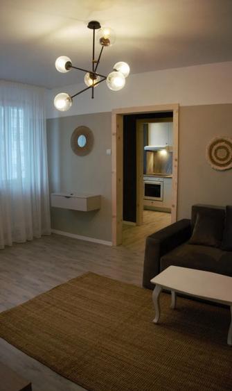 Apartament 2 camere, semidecomandat, 54 mp, metrou aproape, 1 Mai