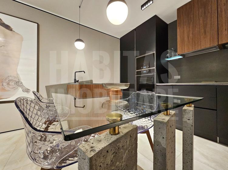 Apartament 2 camere, etaj 4 din 6, ultrafinisat, zona Iulius Mall