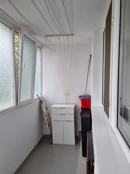 Apartament 2 camere etaj 2 calea Grivitei metrou Basarab