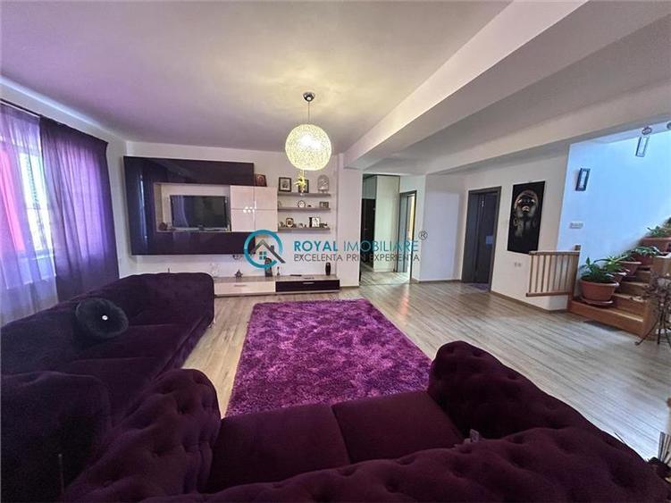 Royal Imobiliare - Vanzare Vila zona Paulesti