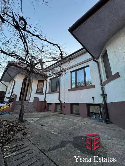 OCAZIE LA VANZARE - CASA CARAMIDA 6 CAMEE - ZONA ICIL -