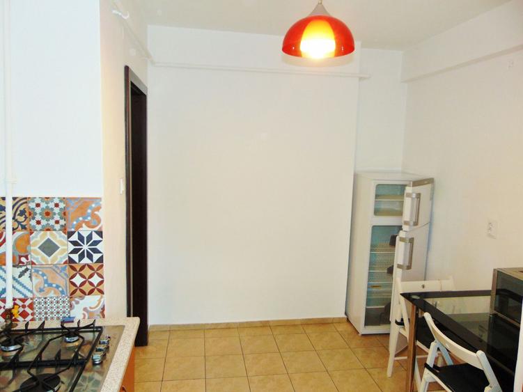Garsoniera spatioasamobilata modern-Judetean