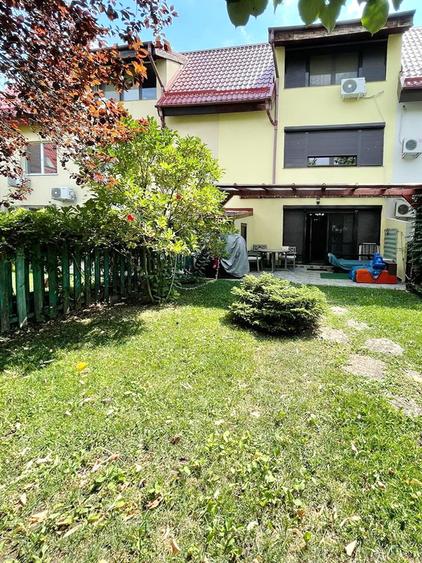 House for rent in Pipera, Domus Stil, 5 rooms, pool acces, family friendly