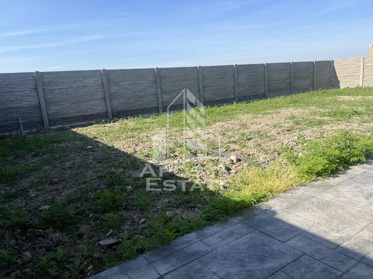 Casa individuala cu 4 camere, teren de 500mp, in Sacalaz