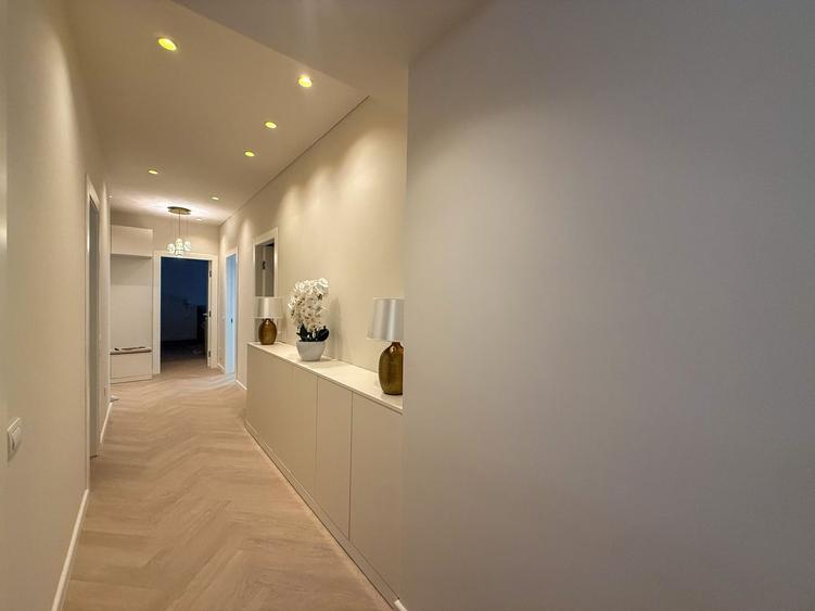 Apartament elegant cu 4 camere și vedere superbă catre Parc Herăstrău