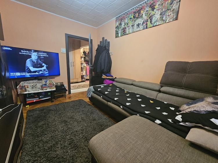 Apartament 2 camere-decomandat-zona Iuliu Maniu