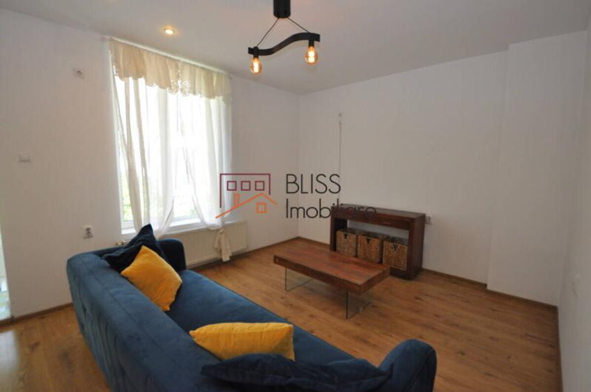 Duplex cu 5 Camere Mobilat cu Loc de Parcare și Boxă