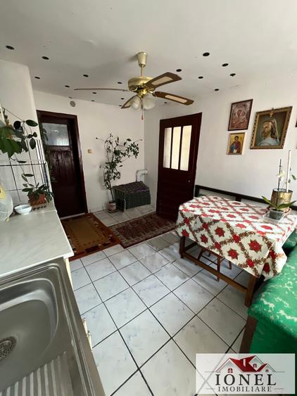 Casa de vanzare in Alba Iulia -2100 mp teren
