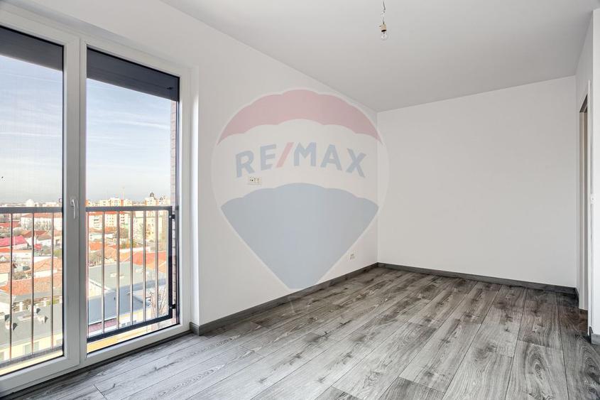 Apartament 3 camere COMPLEX ADORA PARK cu loc de parcare