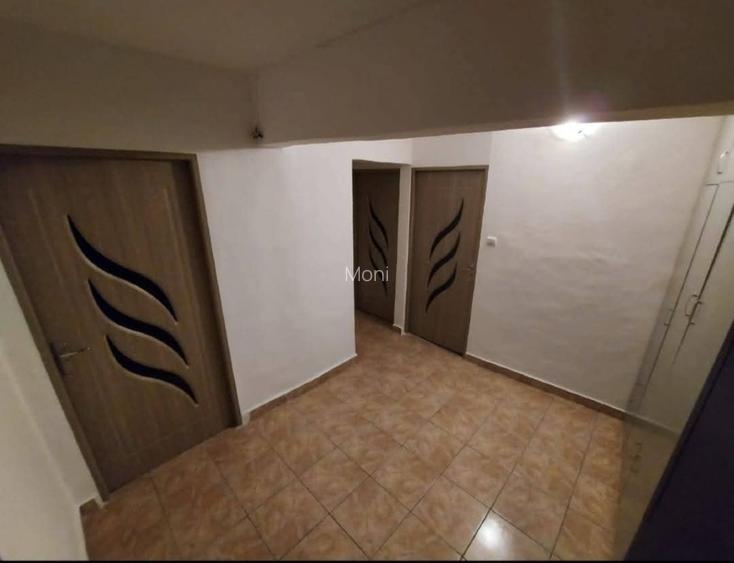 Vând apartent 3 camere - 6
