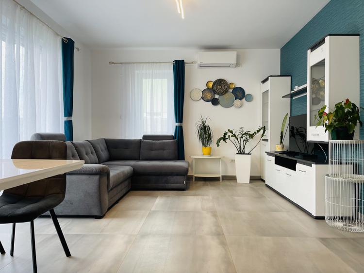 Curte 100 mp | Apartament modern, 55 mp | Parcare si Comision 0%
