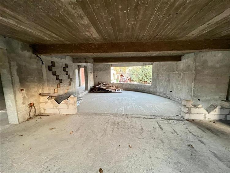 Casa constructie noua la rosu de vanzare P+M in Focsani