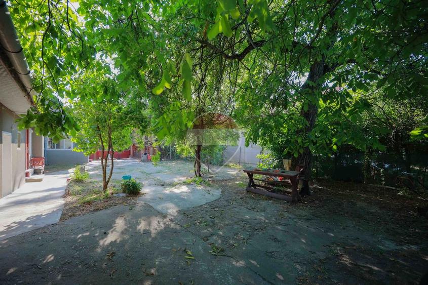 Casă de vânzare cu 4 camere - Santăul Mare, comuna Borș, județul Bihor