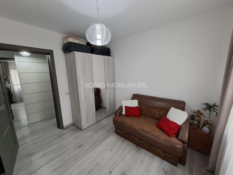 Apartament cu trei camere și loc de parcare în bloc nou din cartierul Km4 - 10