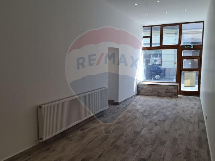 Spațiu comercial de vânzare, 39 mp, în zona Ultracentral