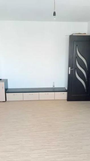Apartament cu 2 camere,Berceni,Luica,bl reabilitat,Liber
