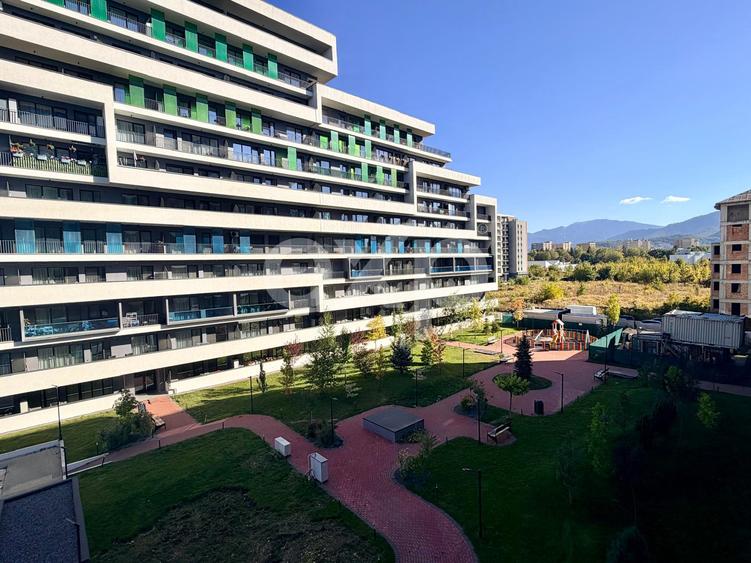 Apartament 2 camere , decomandat, etaj3/9, Tractorul Coresi - 450 EURo