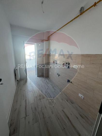 Apartament 1 camere Comisia Centrala - 12