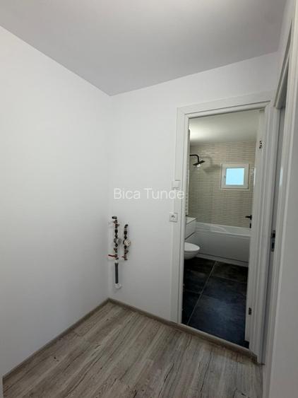 Apartamant cu 2 dormitoare și living open-space cu bucătărie - 3