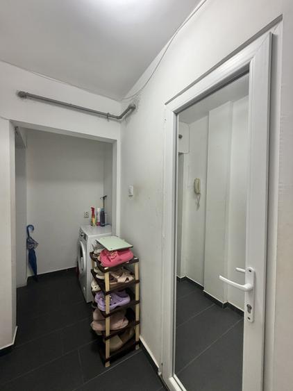 Apartament 2 camere, etaj 1, zona Piata Doina