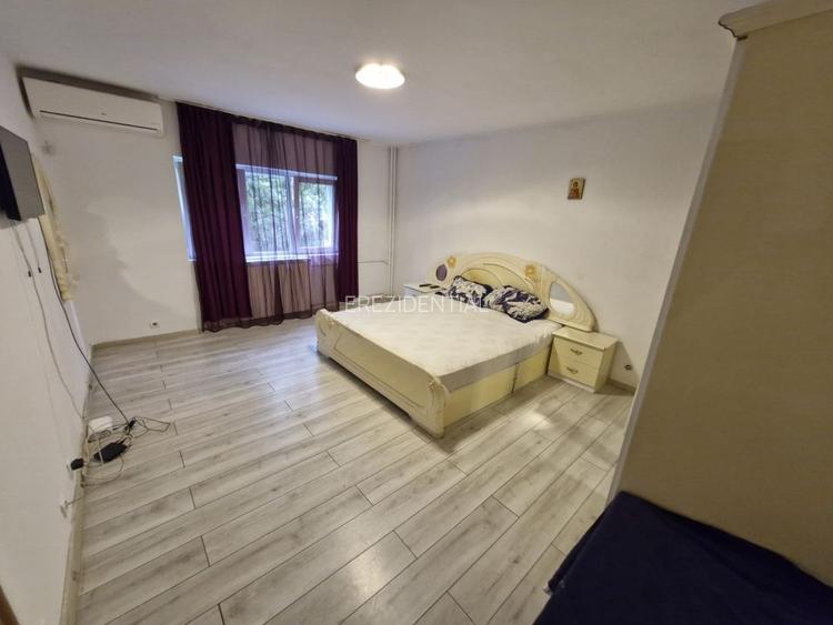 Apartament - 3 camere - Decomandat - Mall Vitan - 2