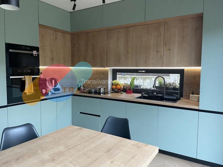 Unitate duplex, zona Iris