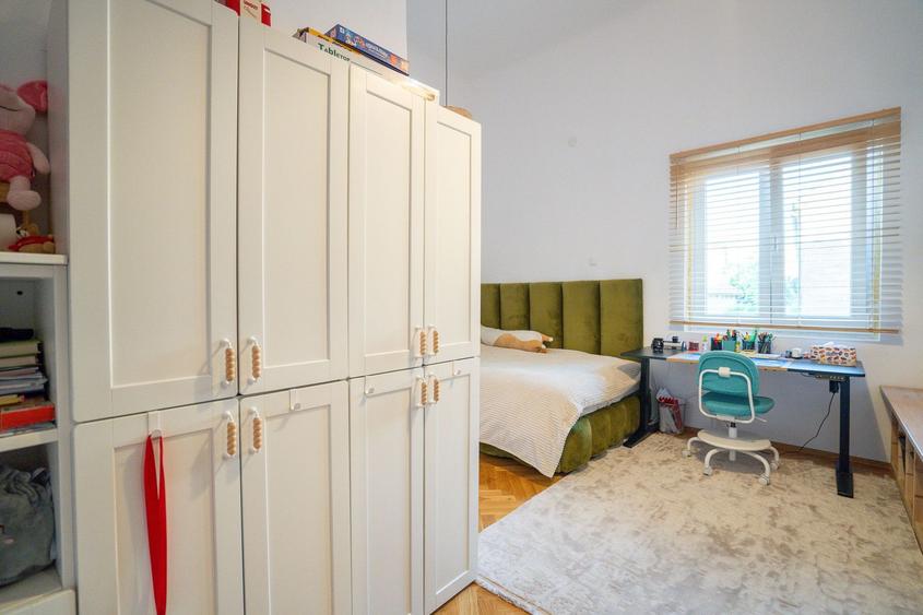Apartament 3 camere 2 bai Ultracentral lux