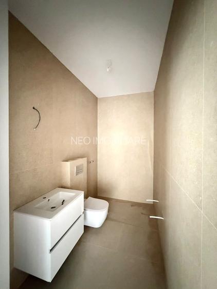 Apartament 4 Cam, 2 bai, terasa 40mp -Bloc Nou- Zona Plopi-Comision 0% - 13