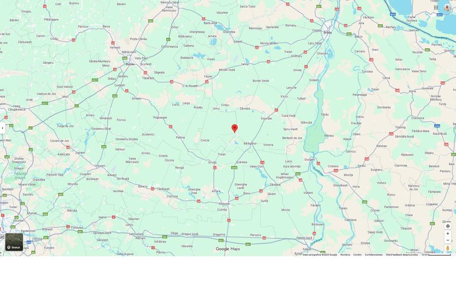 Baza de cereale in functiune , 4500 mp intravilan + 2 depozite (aprox 1000mp)
