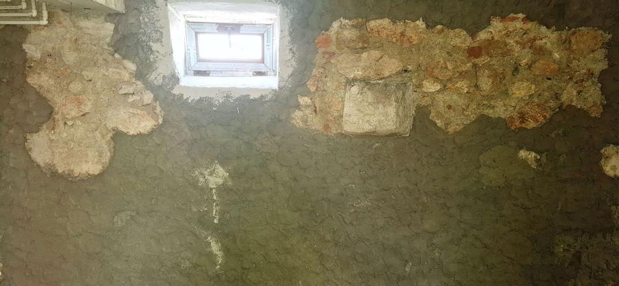 Casa cu suprafata de 140mp si teren 542mp,centrul localitatii Cristian
