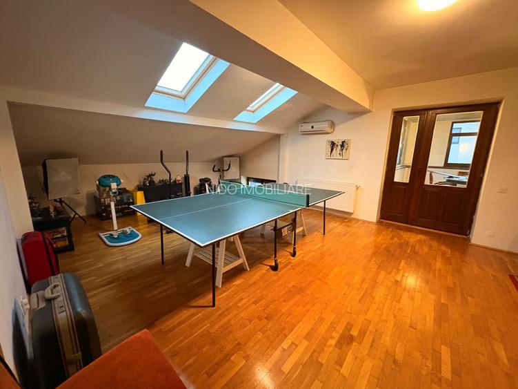 Casa Exclusivistă 9 Camere - Sector 1 - Sisesti - 722 mp. - 15