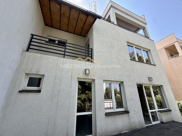 Vila ***400mp*** + Curte Proprie // zona Herastrau - 49