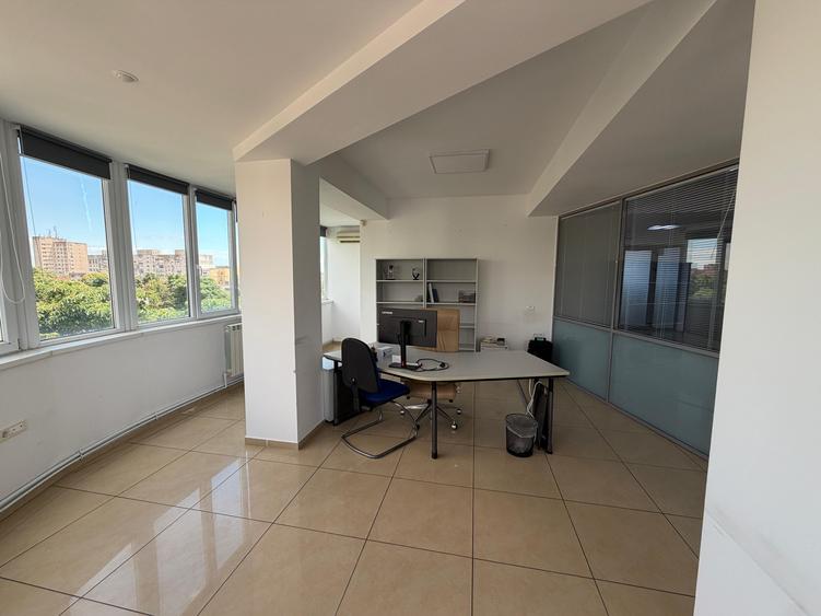 Spațiu comercial Birouri 208 mp + Terasă 196 mp