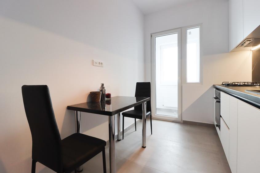 Apartamentul Bela – scrie povestea ta aici –