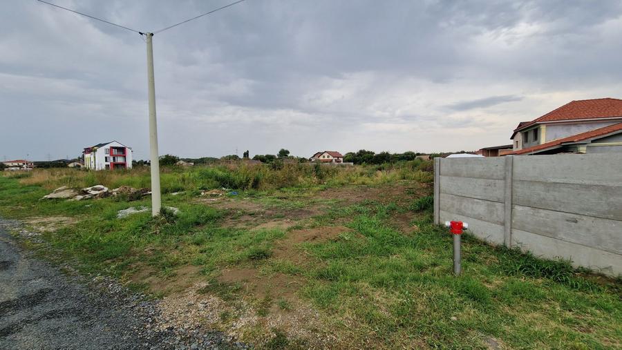 Teren Servicii comerciale GHIRODA- 2.050 mp. dupa canal