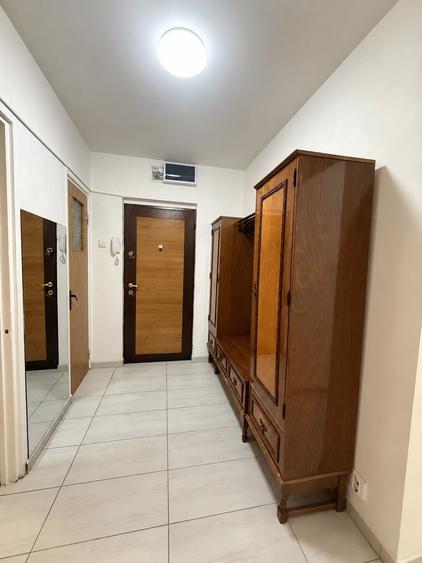 3 Camere Decomandat Reabilitat Termic Boxa 8 mp