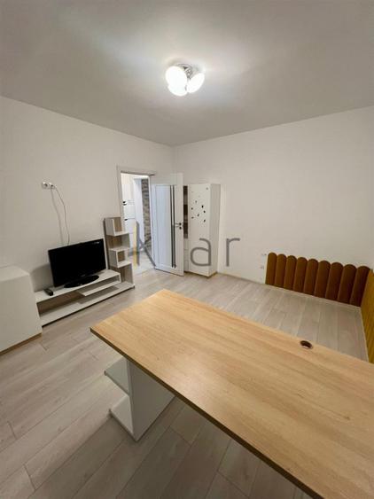 Apartament 3 camere 70 mp parcare! Zona BMW!