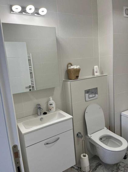 Apartament 2 camere decomandat cu loc de parcare