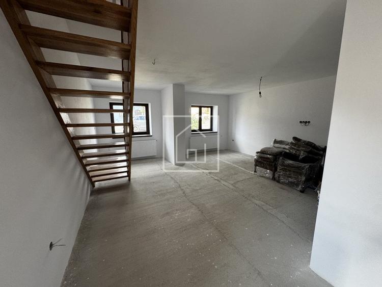 Casă complet renovată, 140 mp, cu vad comercial – Piața Cluj, Sibiu