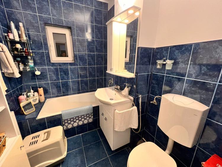 Apartament 4 camere decomandat,2bai