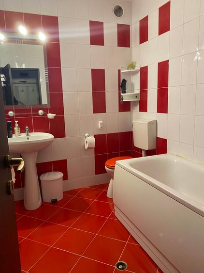 Apartament 2 camere Andrei Muresanu, zona Constrantin Brancusi