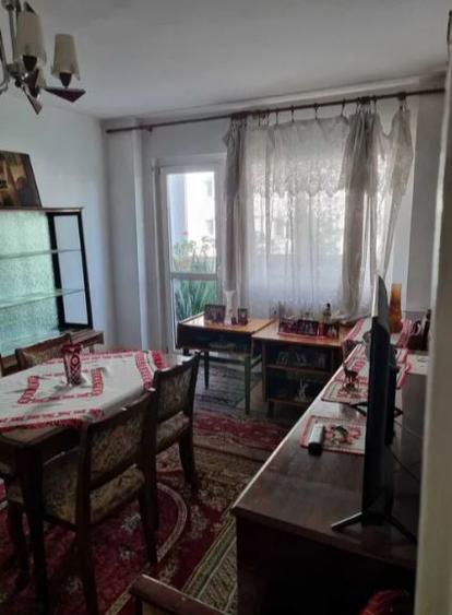 Tei Parc,bl.reabilitat,et.7/10,decomandat,2balcoane,2 bai,bucatarie mare,spatios