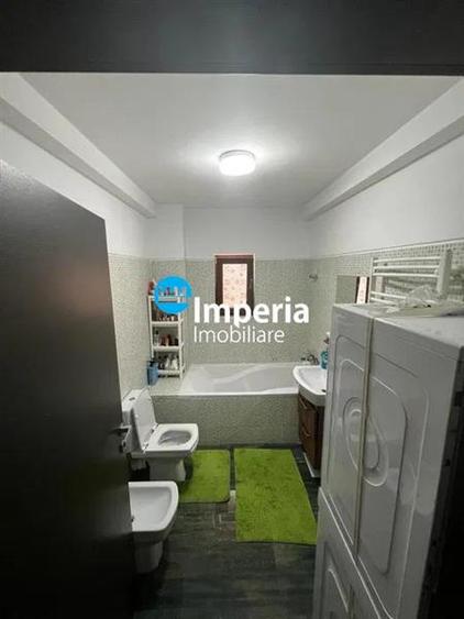 Apartament 2 cam, decomandat, de vanzare in zona Moara de Vant