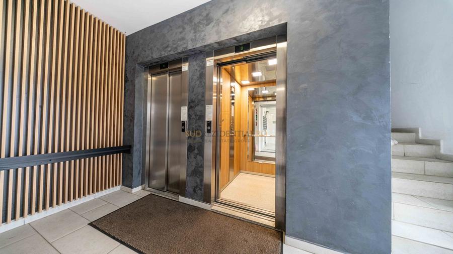 Apartament 3 camere de vanzare, 66.77 mp utili, Sector 4, Comision 0%