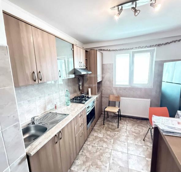 2 camere, 8/8, bloc 1979, anvelopat, 51 mp-Gorjului