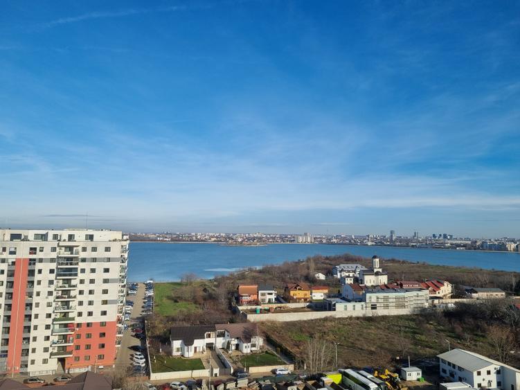 Apartament 3 camere,2 bai,centrala proprie,mutare imediata,TVA inclus in pret!