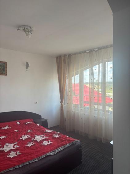 Pensiune P+1, cu restaurant + terasa, cu acces imediat la Drumul Expres