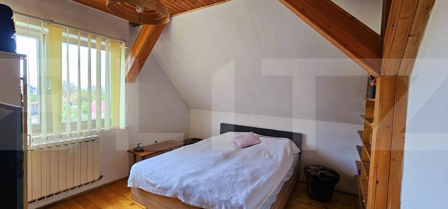 Casă, de vanzare, cu 6 camere, 300 mp, zona semicentrala